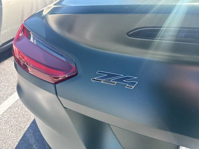 Certified 2025 BMW Z4 M40i w/ Edition RWD image 12