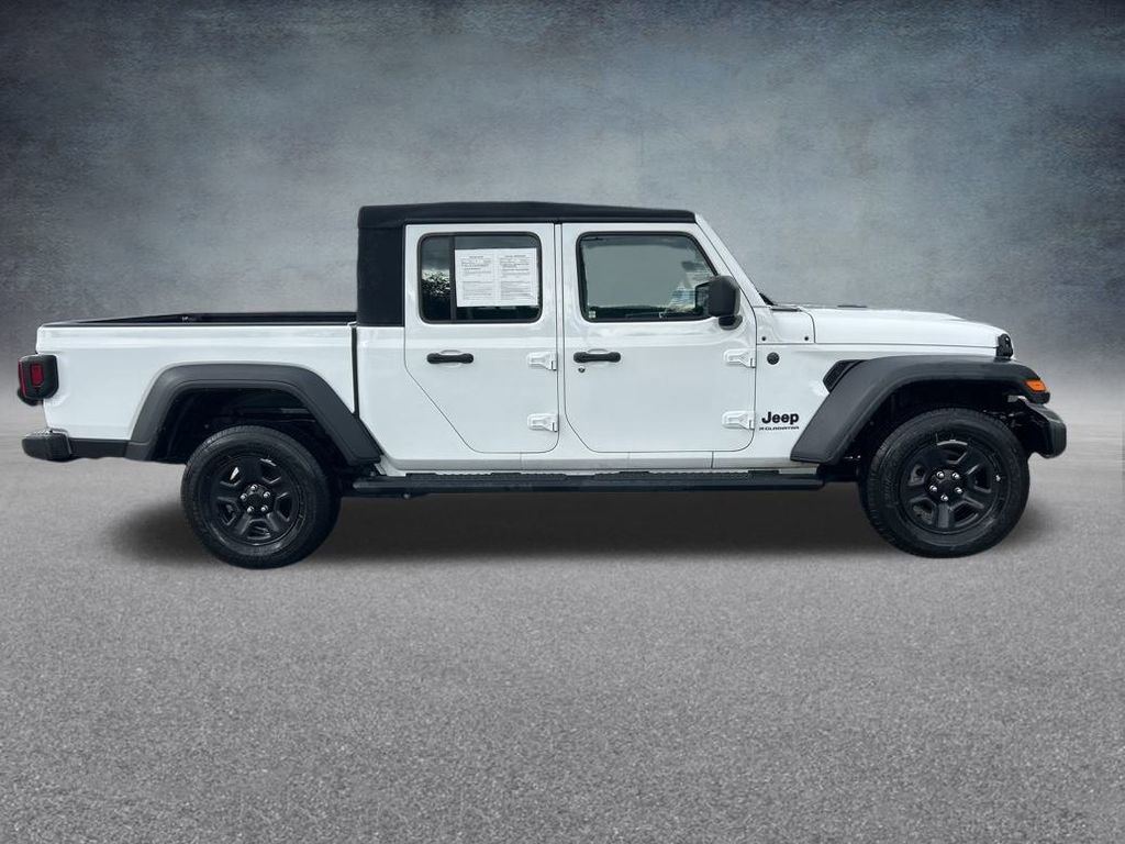 Certified 2024 Jeep Gladiator Sport image 3