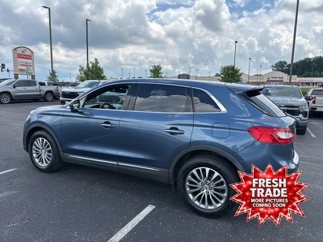 Used 2018 Lincoln MKX Select w/ Select Plus Package AWD/4WD image 5