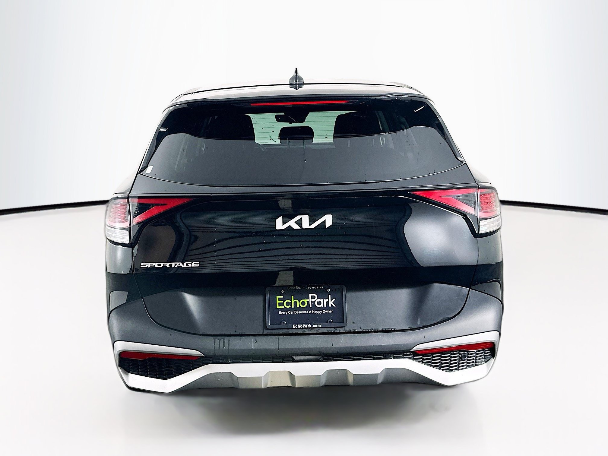 Used 2025 Kia Sportage LX FWD image 7