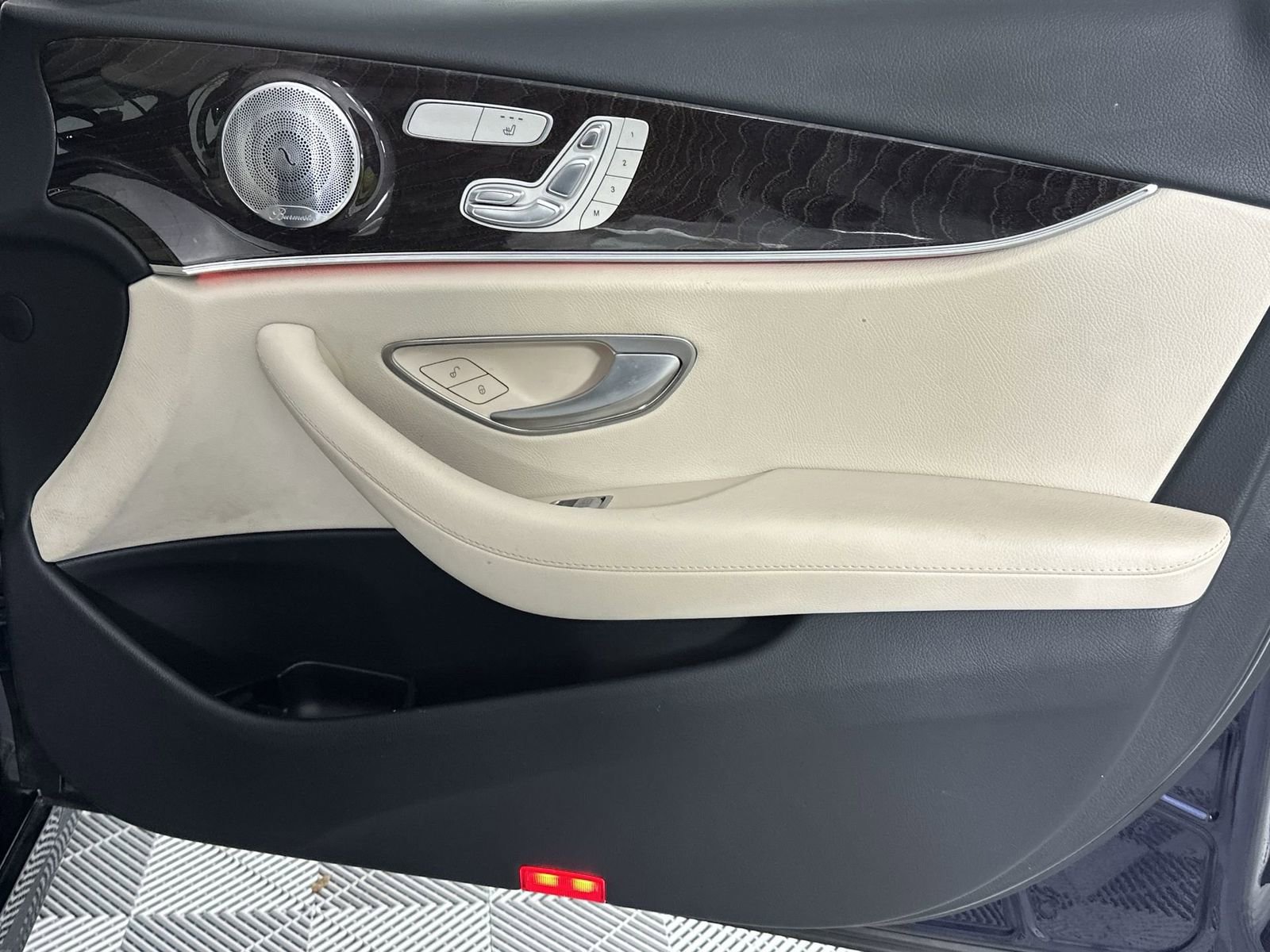 Used 2020 Mercedes-Benz E 350 Sedan image 31
