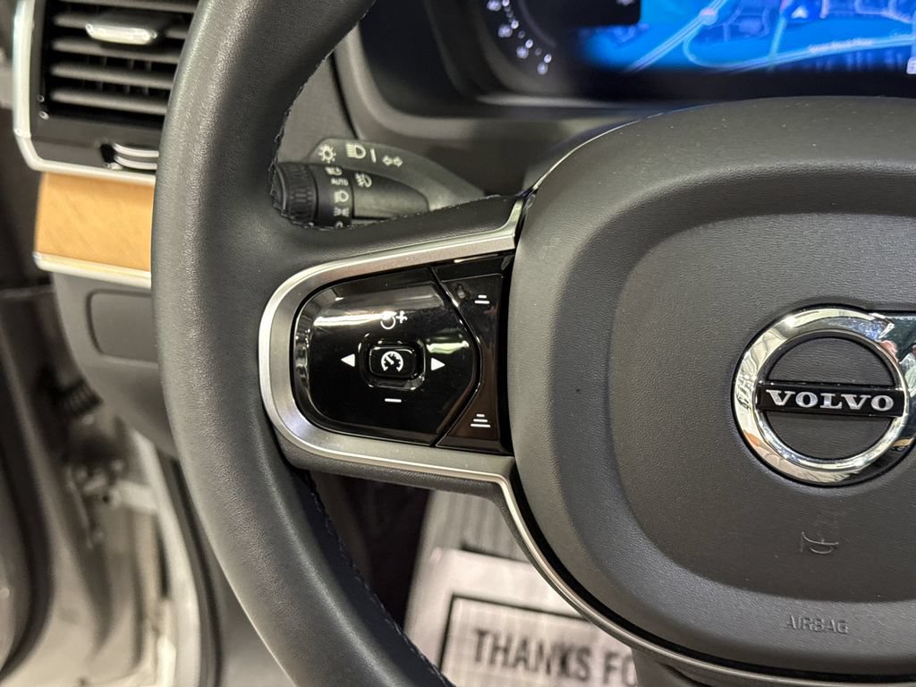 Certified 2023 Volvo XC90 B6 Plus w/ Protection Package AWD/4WD image 12