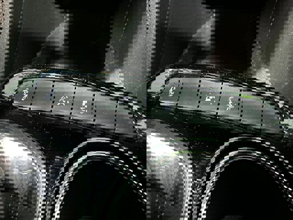 Used 2024 Buick Encore GX Preferred image 16