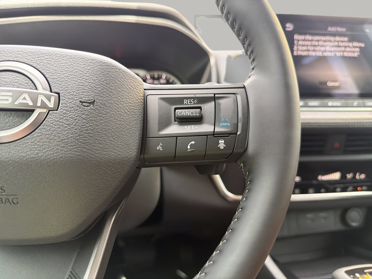 Used 2026 Nissan Rogue SV FWD image 25