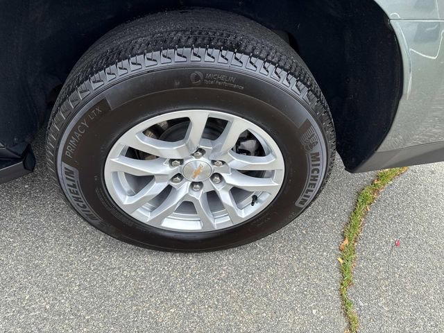 Used 2023 Chevrolet Suburban LT image 17