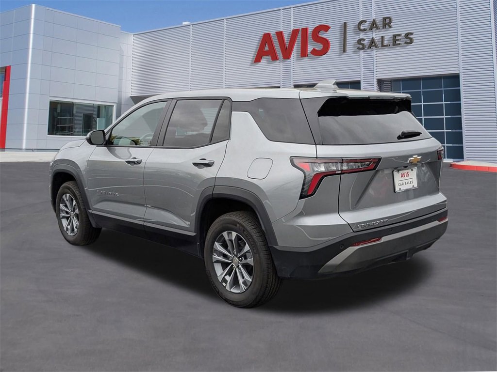 Used 2025 Chevrolet Equinox LT image 3