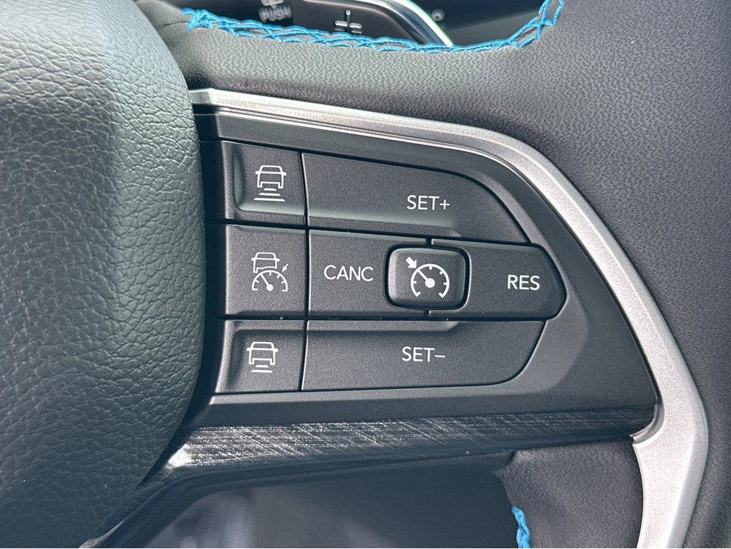 Used 2022 Jeep Grand Cherokee Trailhawk w/ Advanced Protech Group II image 23