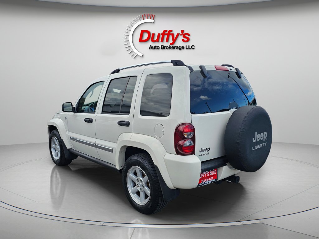 Used 2005 Jeep Liberty Limited image 14