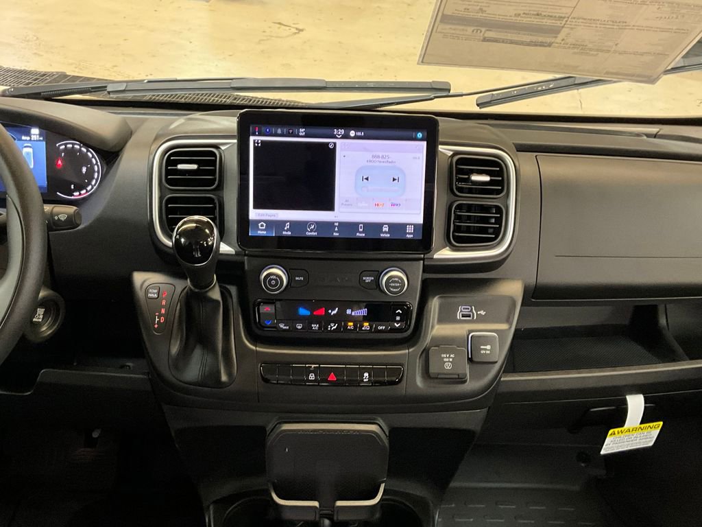 New 2025 RAM ProMaster 1500 w/ Quick Order Package 22G SLT image 12
