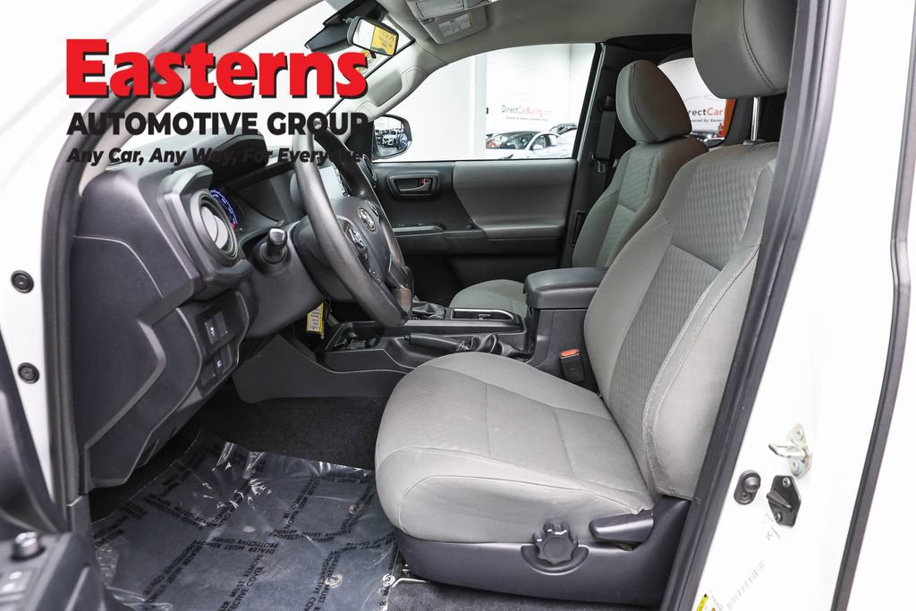 Used 2020 Toyota Tacoma SR w/ SR Convenience Package RWD image 13