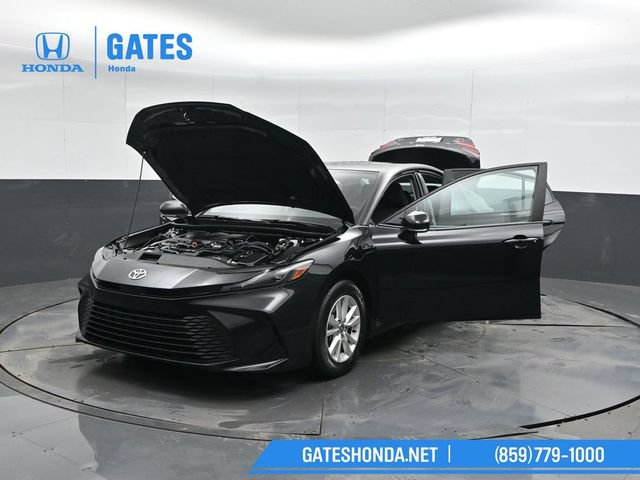 Used 2025 Toyota Camry LE w/ Convenience Package FWD image 59