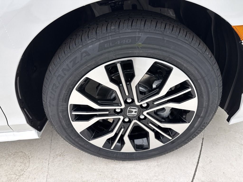 New 2026 Honda Odyssey Elite image 12