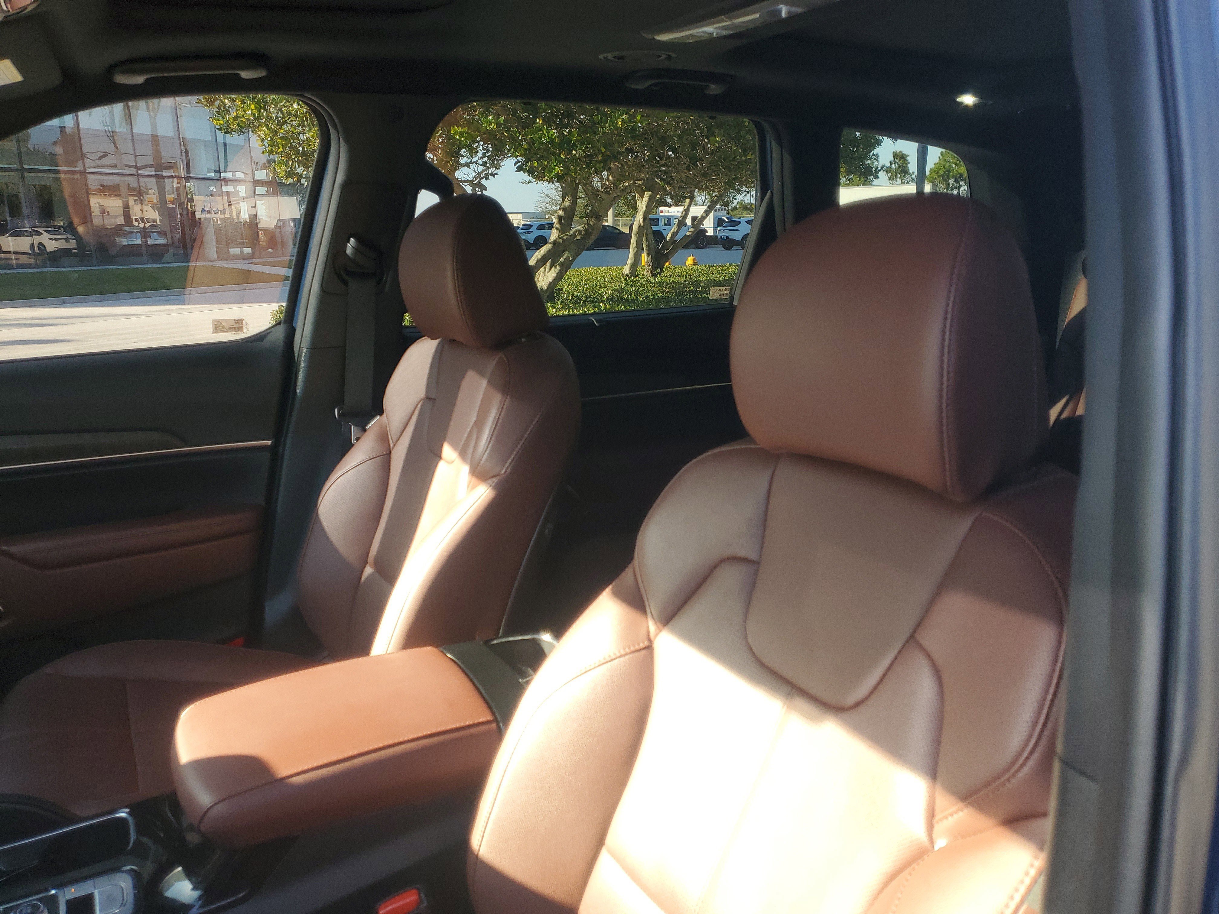 Used 2023 Kia Telluride SX image 22