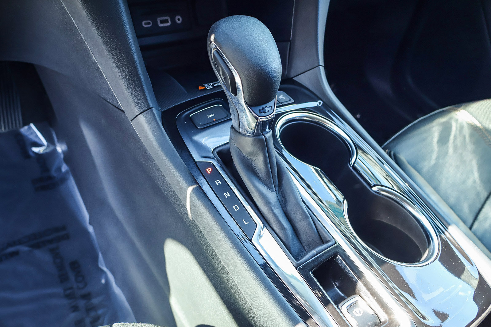 Used 2023 Chevrolet Equinox Premier image 10