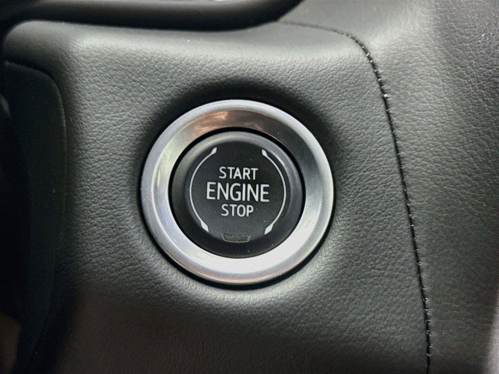 Used 2022 Chevrolet Suburban RST w/ Luxury Package AWD/4WD image 21