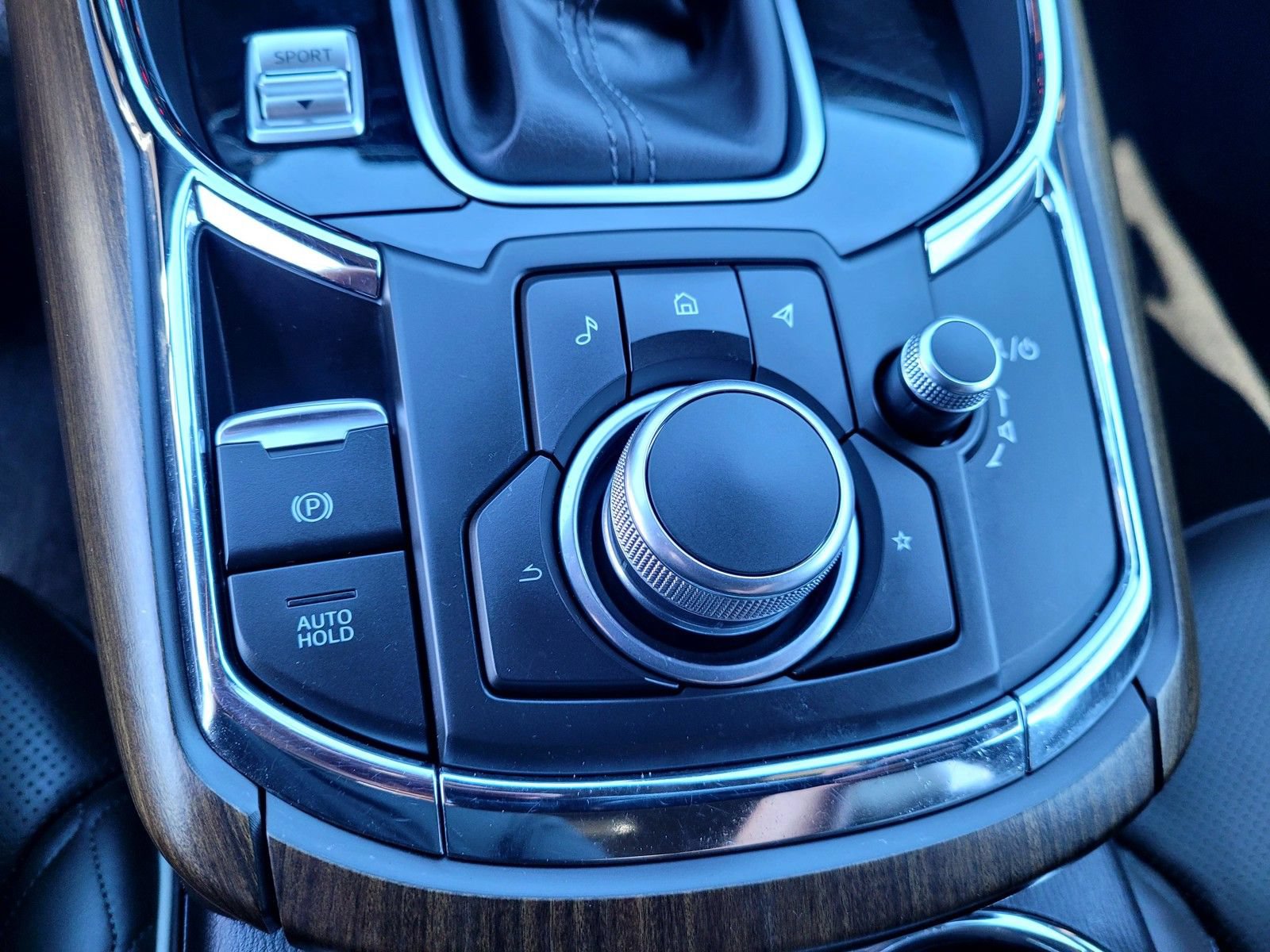 Certified 2022 MAZDA CX-9 Signature AWD/4WD image 25