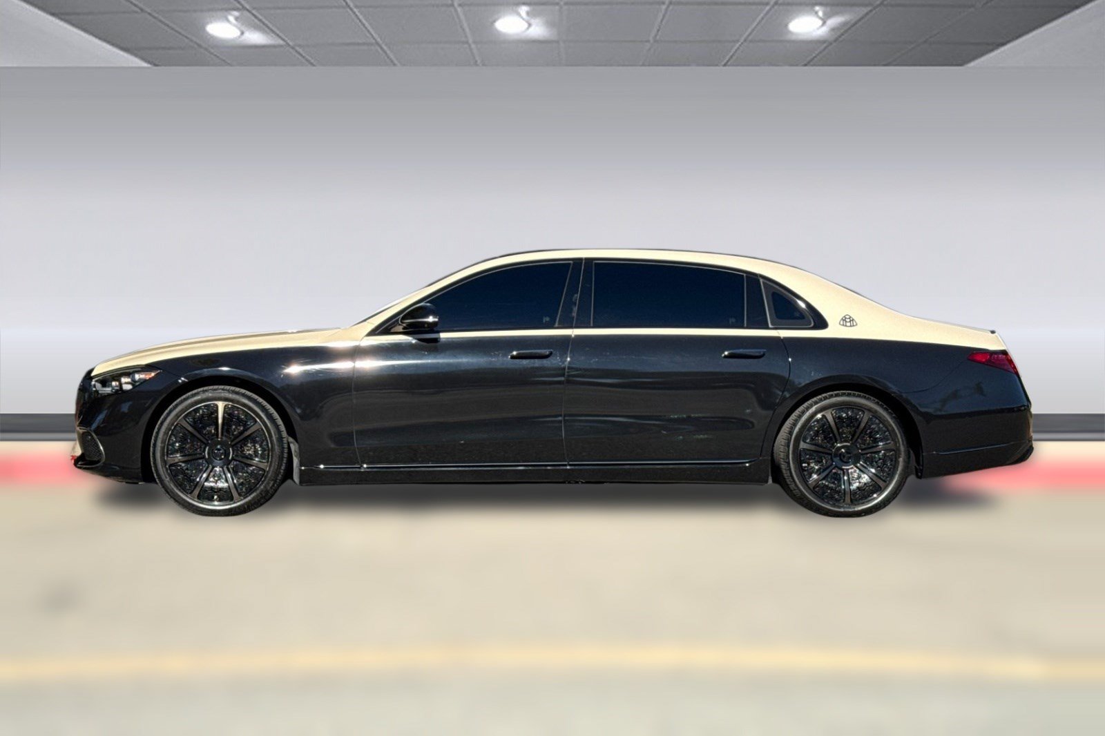 Certified 2024 Mercedes-Benz Maybach S 680 4MATIC image 2