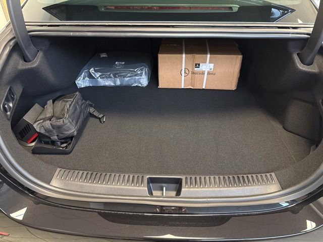 New 2026 Mercedes-Benz E 53 AMG e 4MATIC Sedan image 10