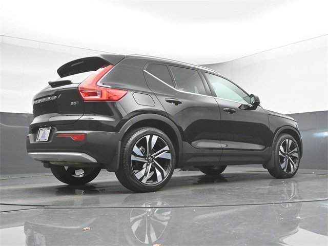 Used 2024 Volvo XC40 B5 Plus w/ Protection Package Premier image 39