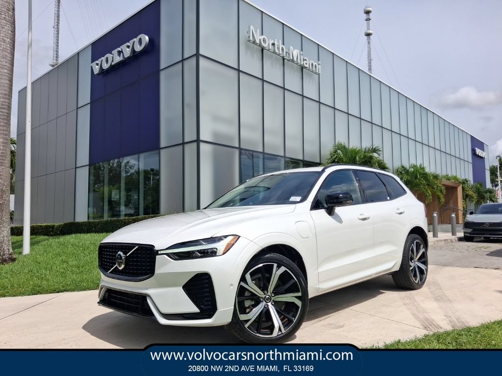Certified 2024 Volvo XC60 T8 Ultimate AWD/4WD image 1