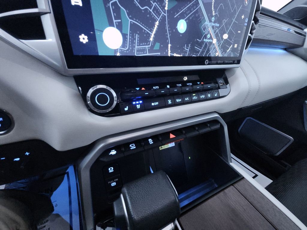 Used 2024 Toyota Tundra Capstone AWD/4WD image 19