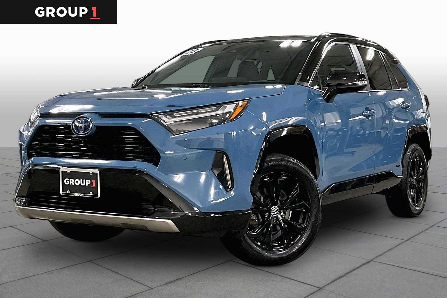 Used 2023 Toyota RAV4 XSE AWD/4WD image 1