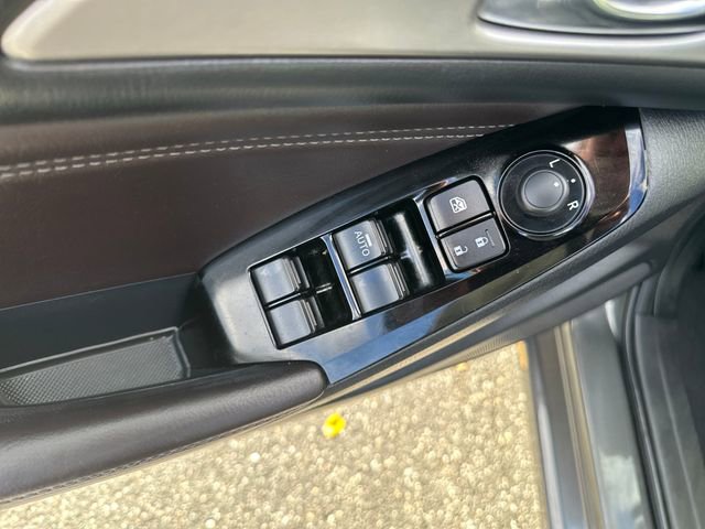 Used 2018 MAZDA MAZDA3 Touring image 11