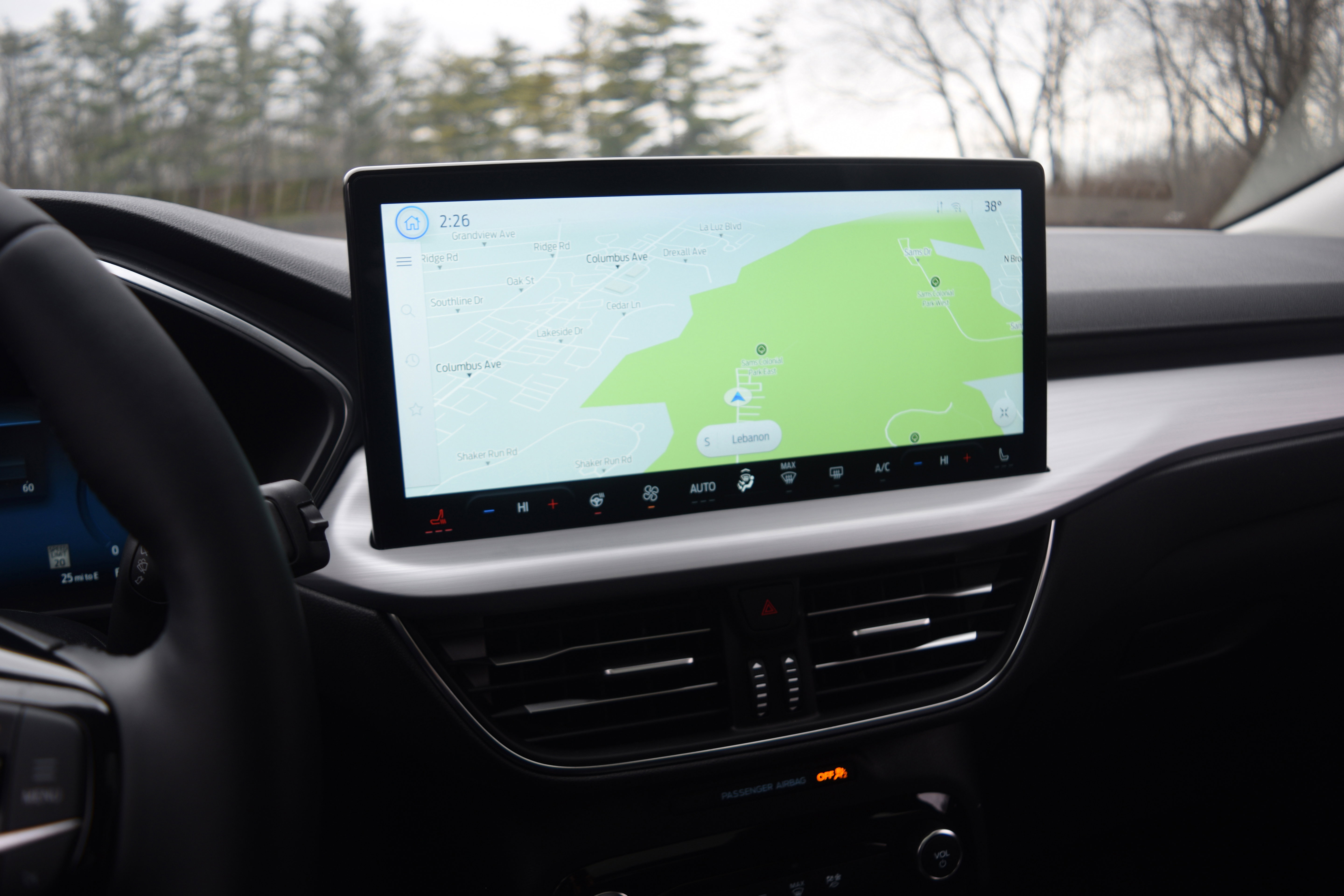 Used 2025 Ford Escape Platinum w/ Premium Technology Package image 9