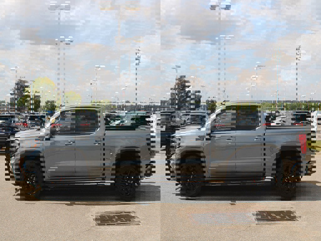 Used 2020 GMC Sierra 1500 Elevation w/ Elevation Value Package image 11