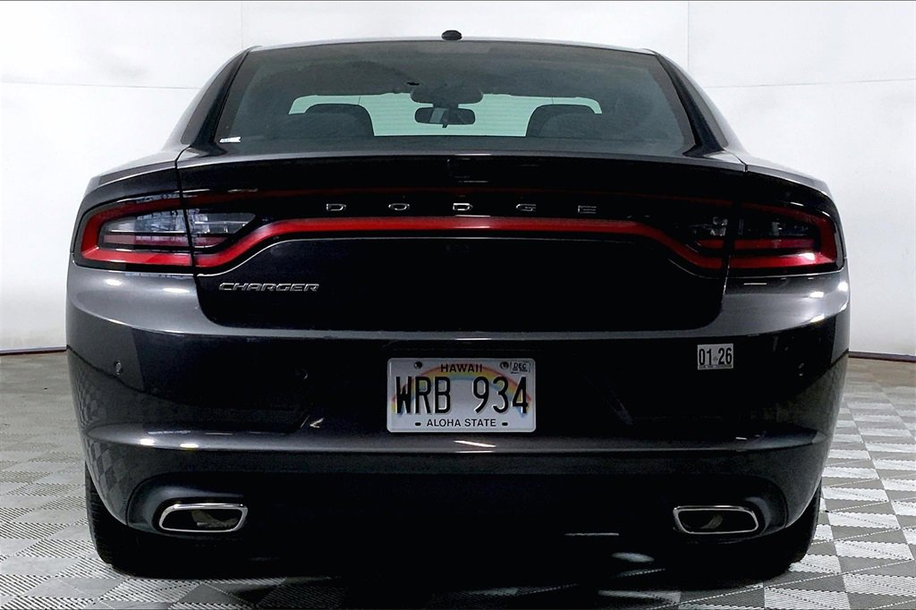Used 2022 Dodge Charger SXT image 3
