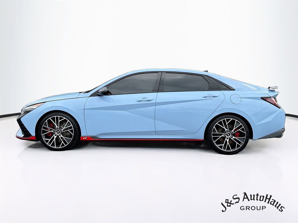 Used 2023 Hyundai Elantra N FWD image 4
