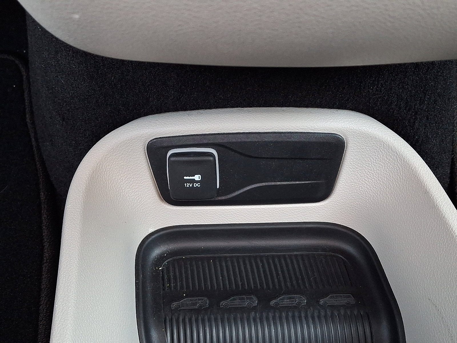 Used 2023 Chrysler Pacifica Touring-L image 25