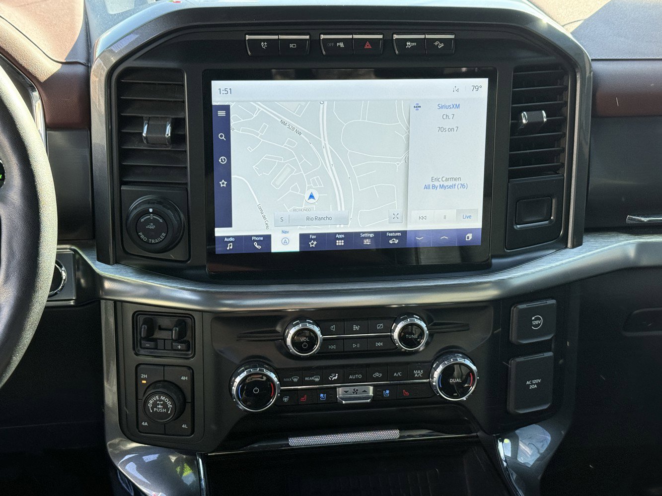 Used 2023 Ford F150 Lariat w/ Max Trailer Tow Package image 25