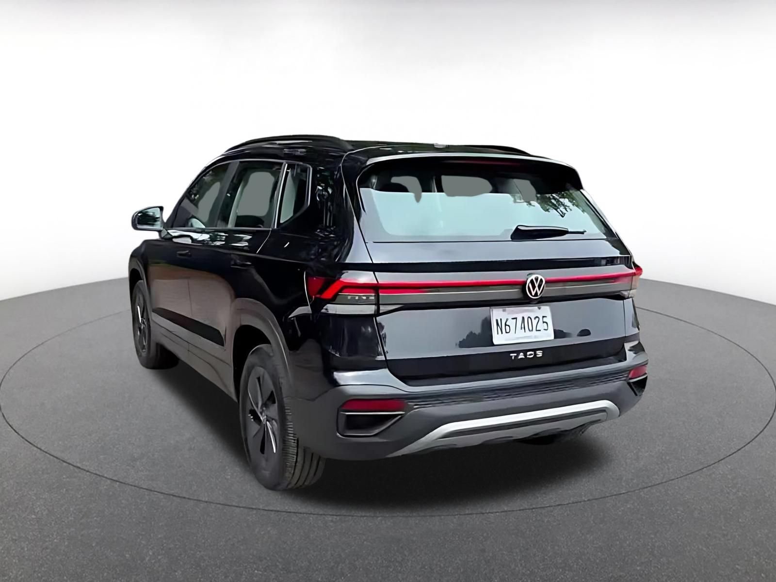 Used 2026 Volkswagen Taos S FWD image 12