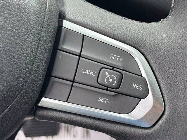New 2026 Jeep Compass Latitude AWD/4WD image 17