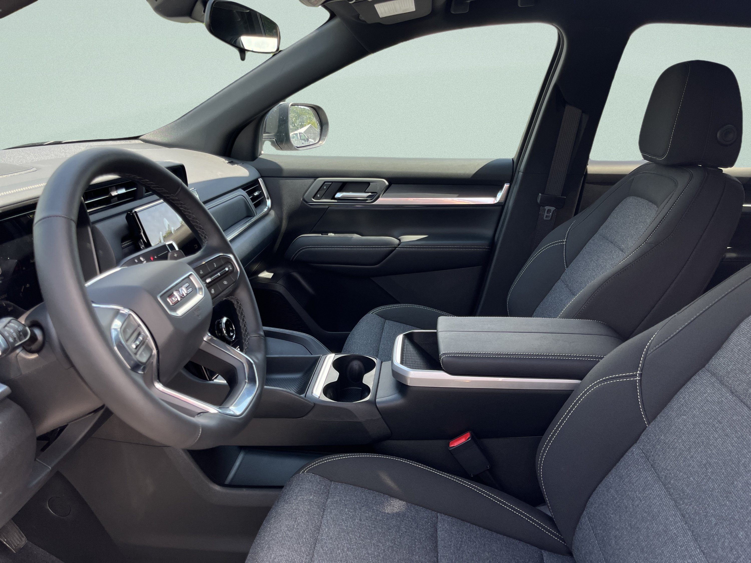 New 2027 GMC Terrain Elevation AWD/4WD image 13