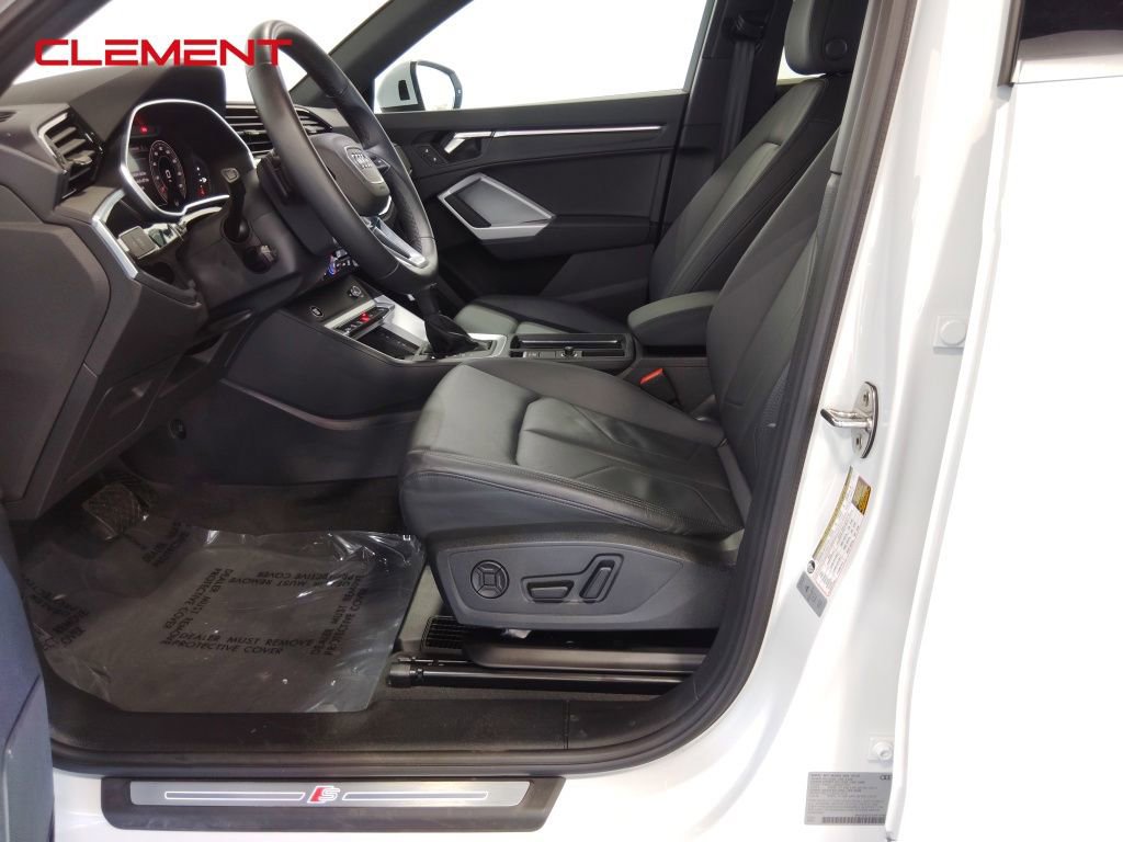 Used 2024 Audi Q3 2.0T Premium Plus w/ Premium Plus Package image 27