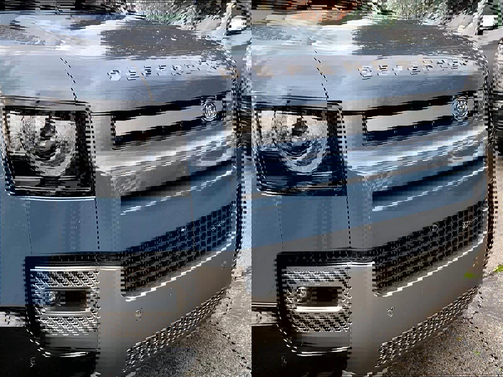 Used 2022 Land Rover Defender 110 X-Dynamic SE image 32