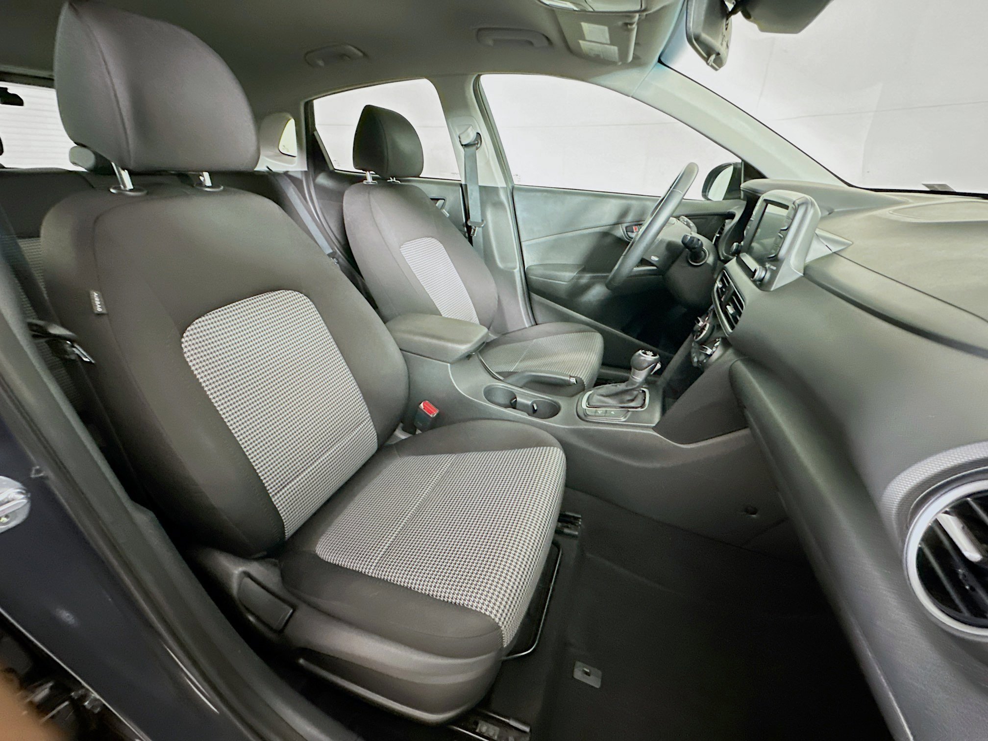 Used 2019 Hyundai Kona SEL FWD image 29