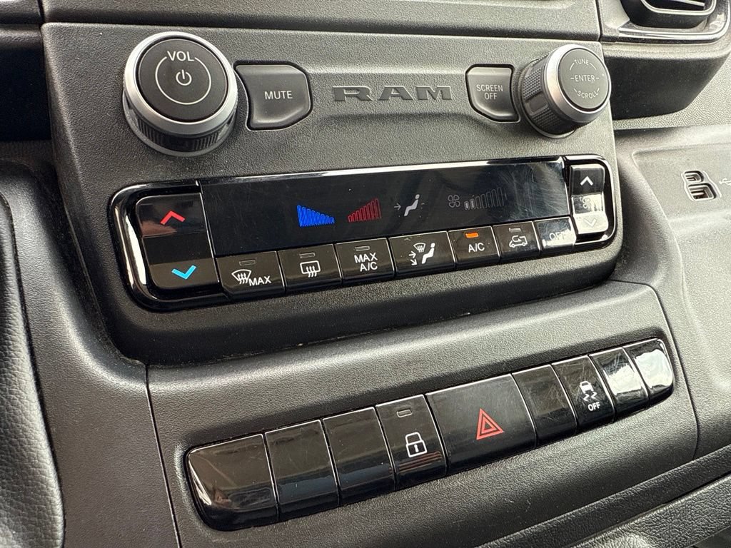 Used 2025 RAM ProMaster 2500 w/ Convenience Group FWD image 30