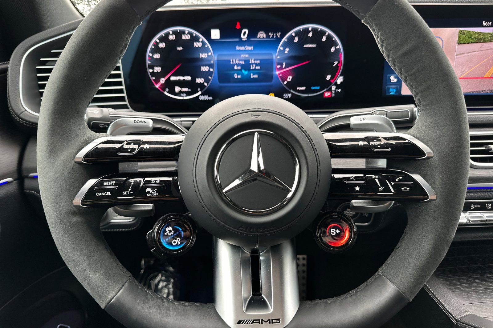 Used 2024 Mercedes-Benz GLE 53 AMG 4MATIC Coupe image 24