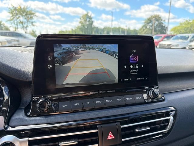 Used 2023 Kia Seltos S w/ Navigation Package AWD/4WD image 9