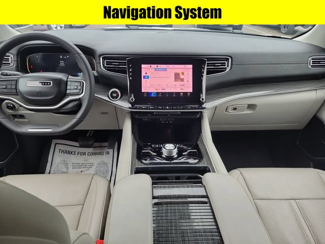 Certified 2022 Jeep Wagoneer Series III w/ Flexible Seating Group AWD/4WD image 8