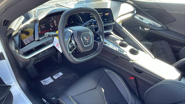 New 2027 Chevrolet Corvette Stingray Coupe w/ 1LT RWD image 11