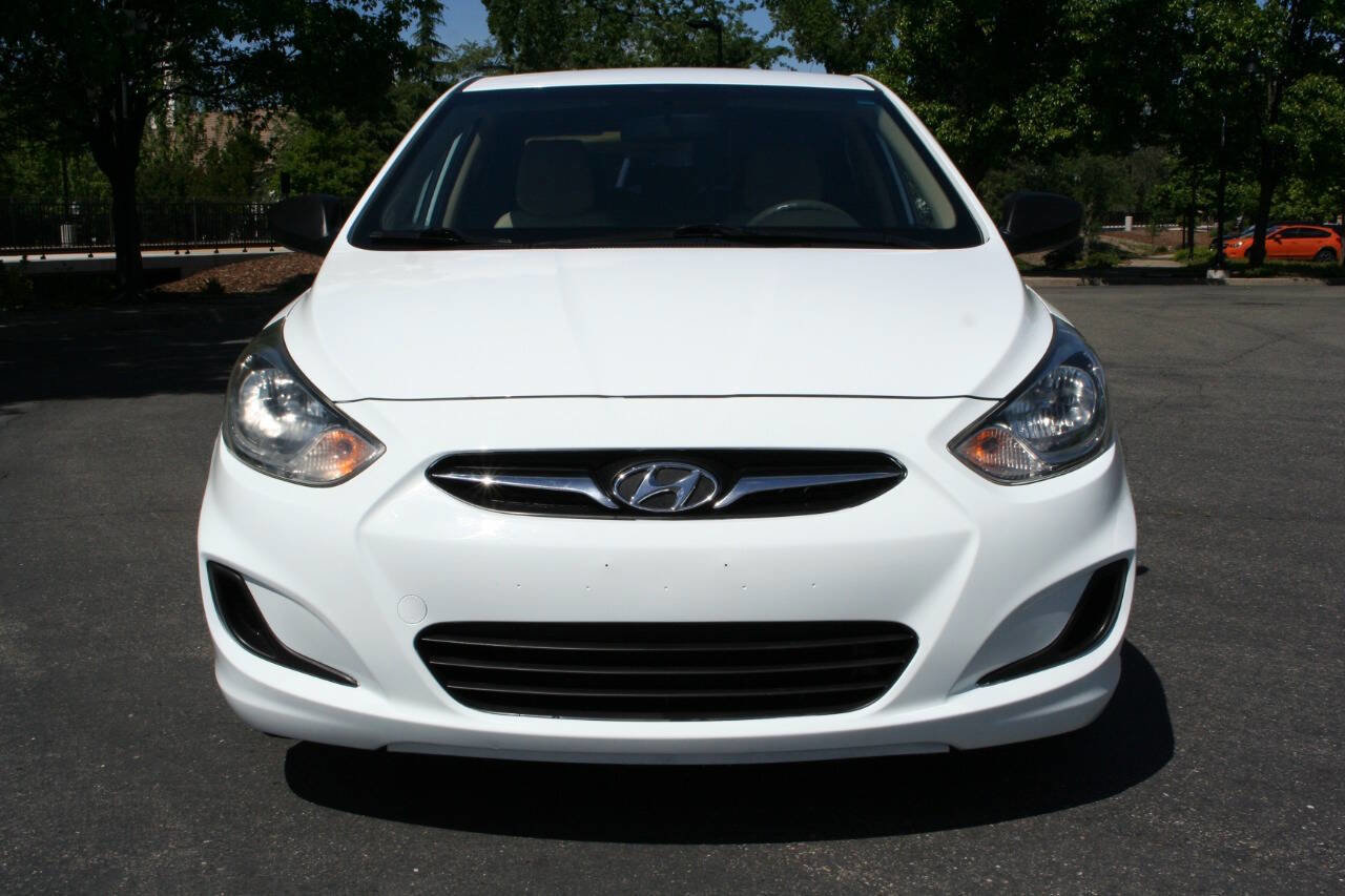 Used 2013 Hyundai Accent GLS FWD image 4