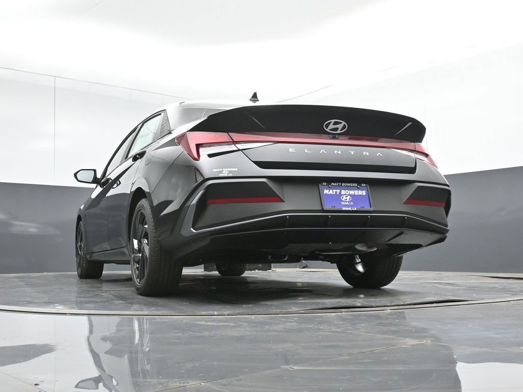 New 2026 Hyundai Elantra SEL Sport Premium FWD image 12