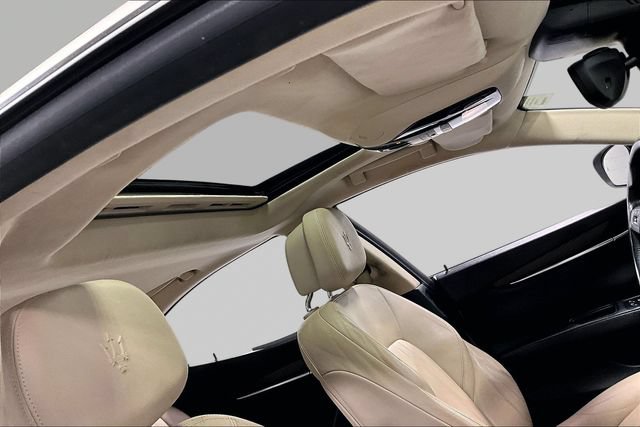Used 2019 Maserati Ghibli RWD image 4