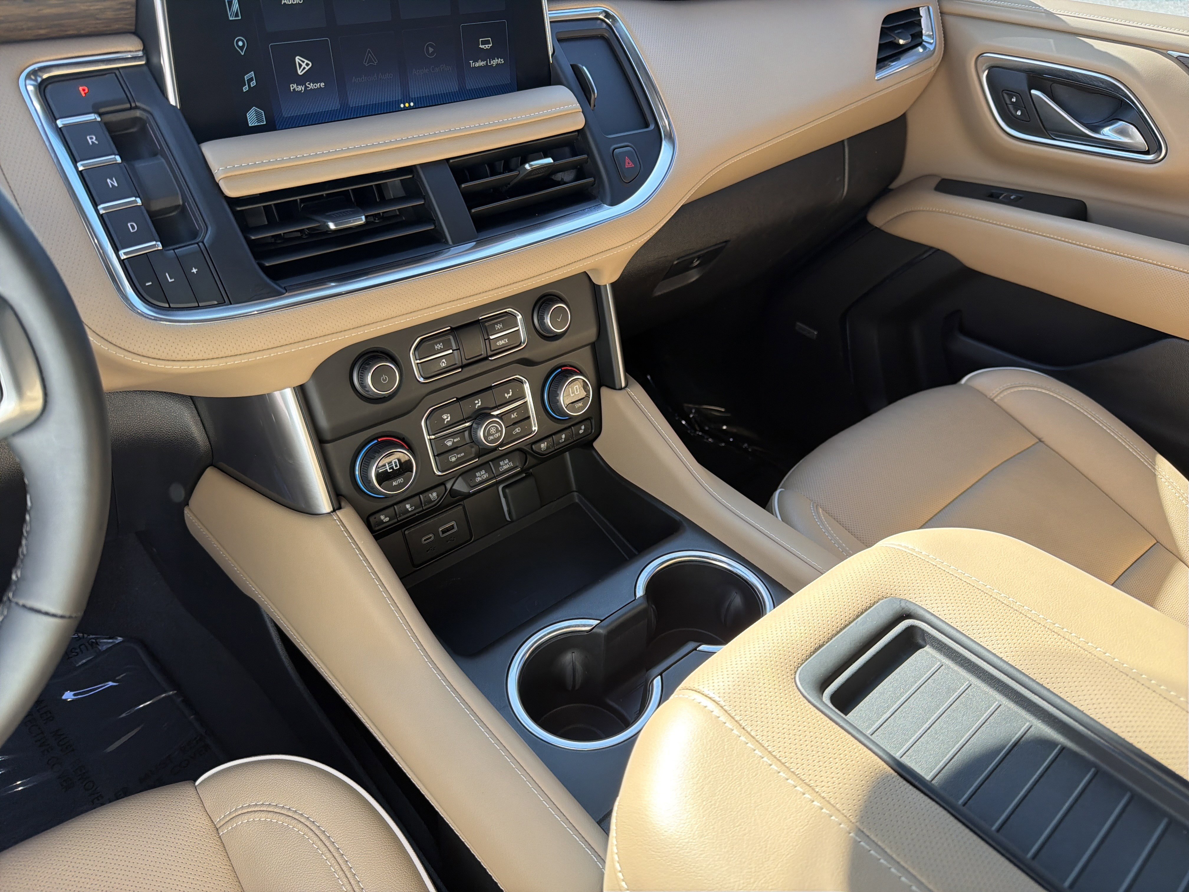 Used 2024 Chevrolet Tahoe Premier w/ Premium Package 2 image 33