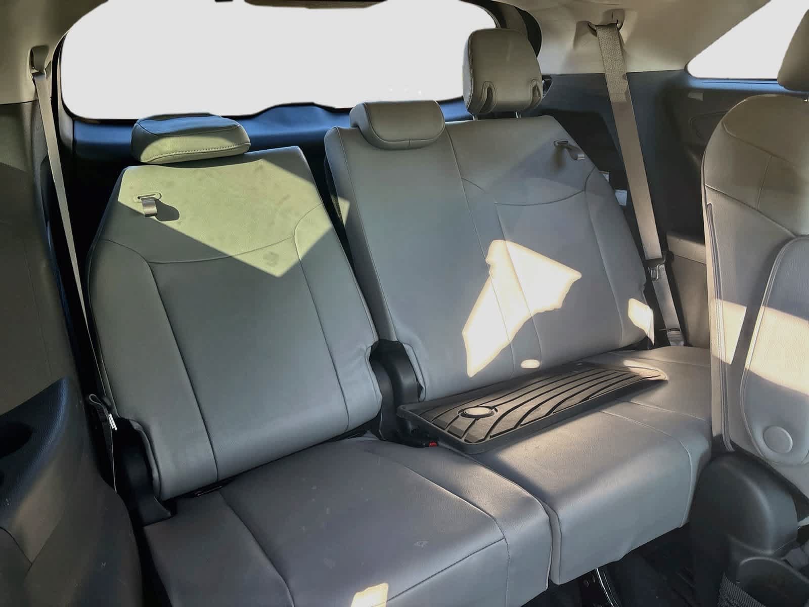 Used 2025 Toyota Sienna XLE AWD/4WD image 26