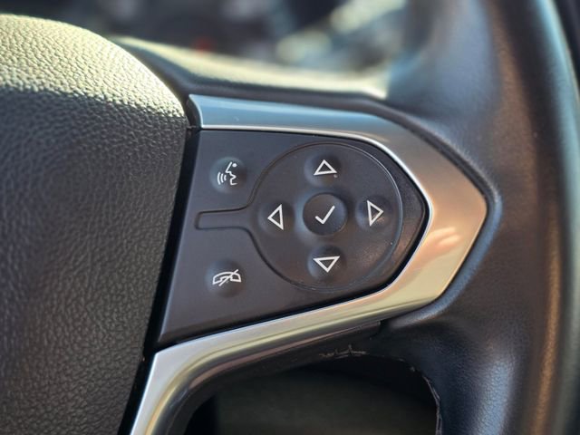 Used 2023 Chevrolet Traverse LT image 24